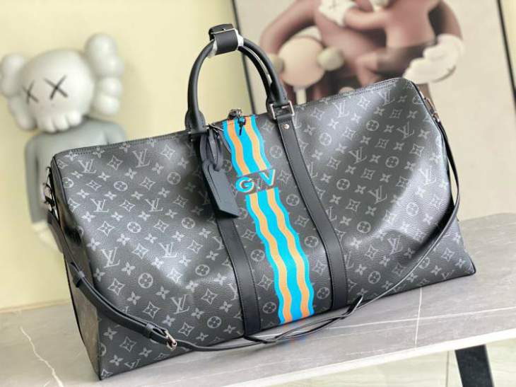 Picture of Louis Vuitton Mens Bags _SKUfw198638210fw